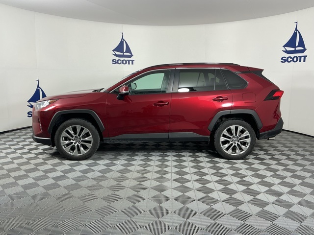 used 2019 Toyota RAV4 car, priced at $25,664