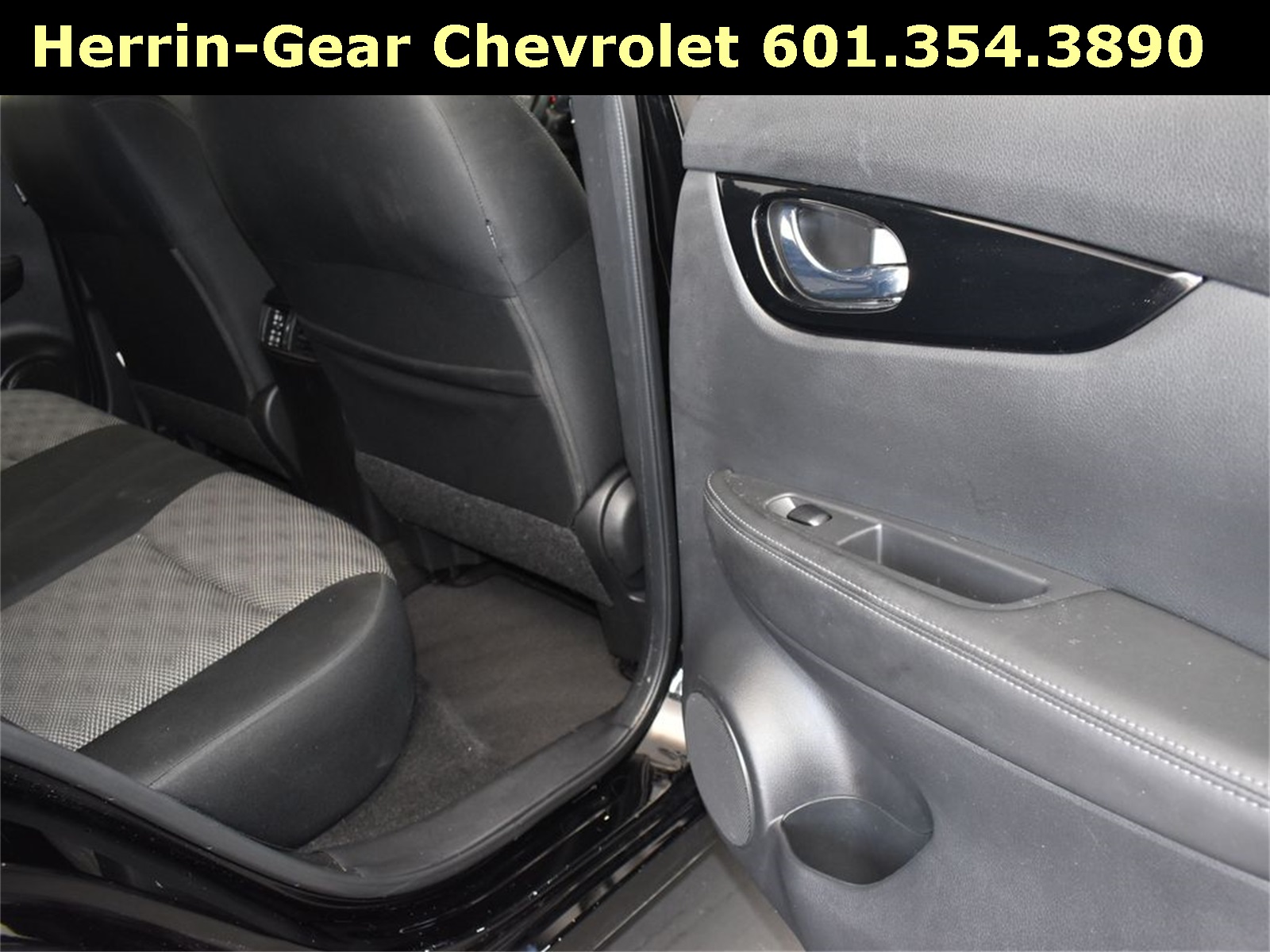 2022 Magnetic Black Pearl Nissan Rogue Sport SV FWD SUV
