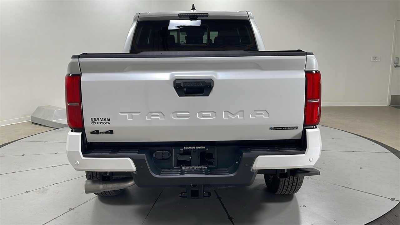2025 Toyota Tacoma TRD Sport Double Cab photo 4