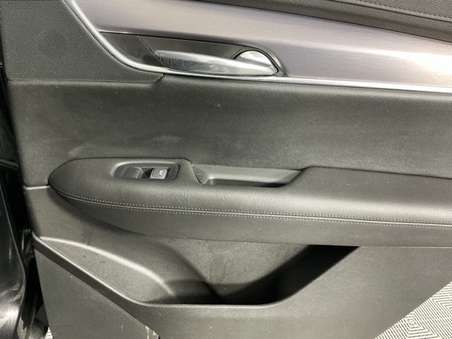 used 2017 Cadillac XT5 car, priced at $12,968