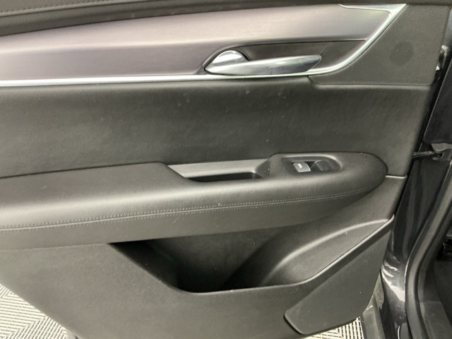 used 2017 Cadillac XT5 car, priced at $12,968