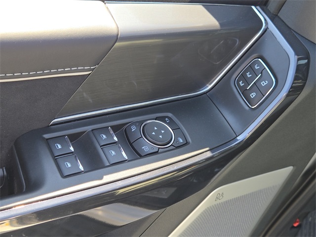 New 2025 Ford F-150 Lightning Platinum 4D Crew Cab