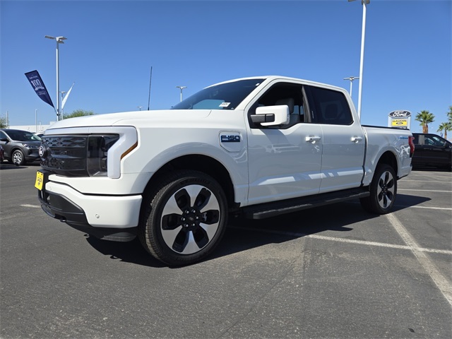 New 2025 Ford F-150 Lightning Platinum 4D Crew Cab