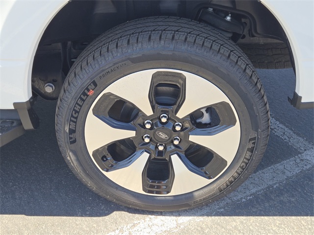 New 2025 Ford F-150 Lightning Platinum 4D Crew Cab