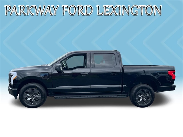 2025 Ford F-150 Lightning photo 7