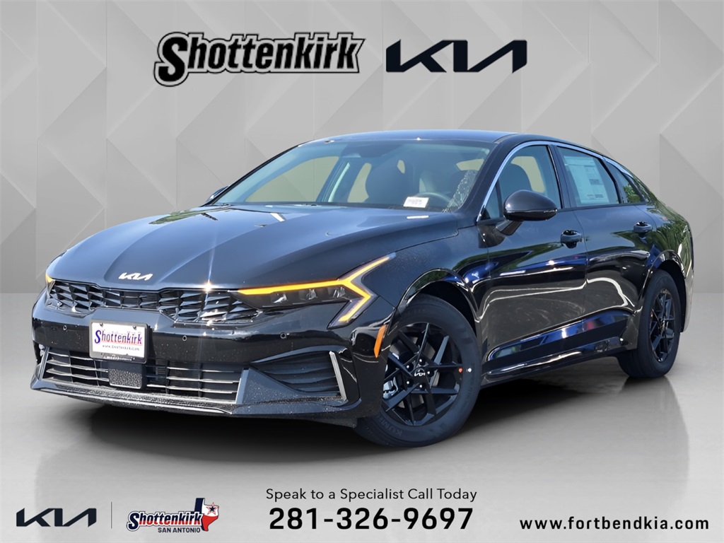 2026 Kia K5 LXS's photo