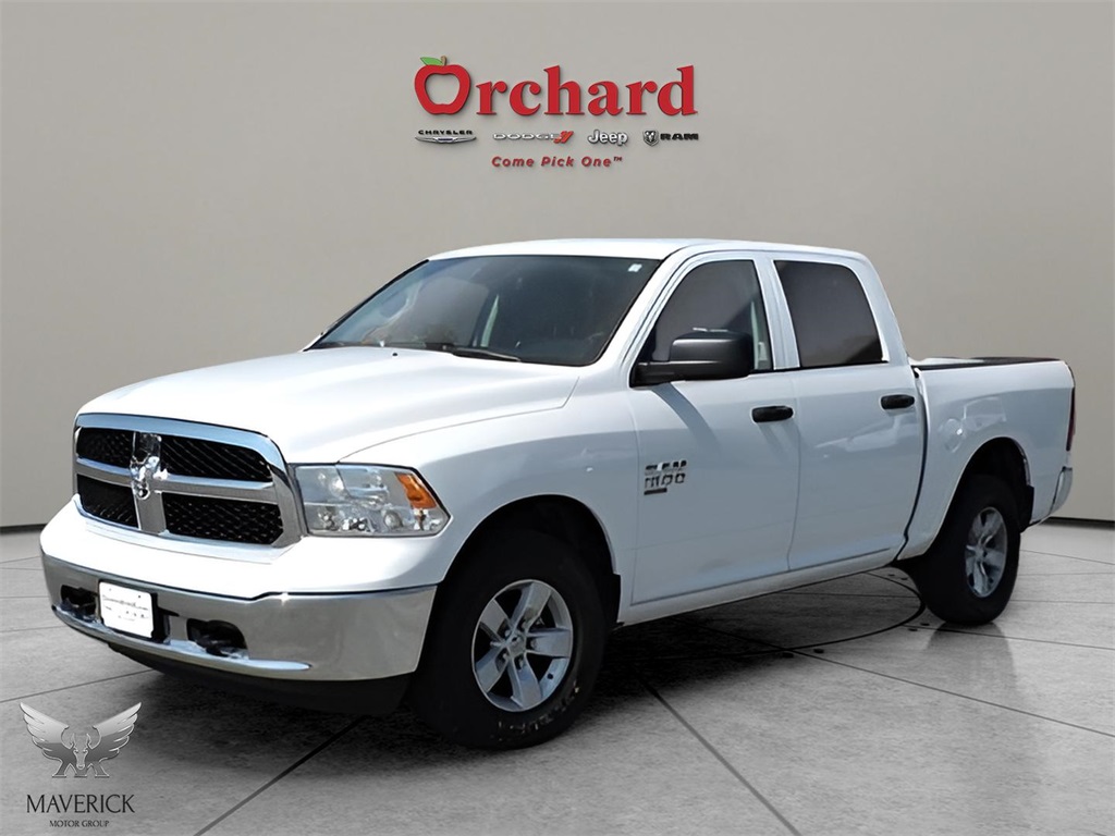 2022 Bright White Clearcoat Ram 1500 Classic SLT 4X4 Truck