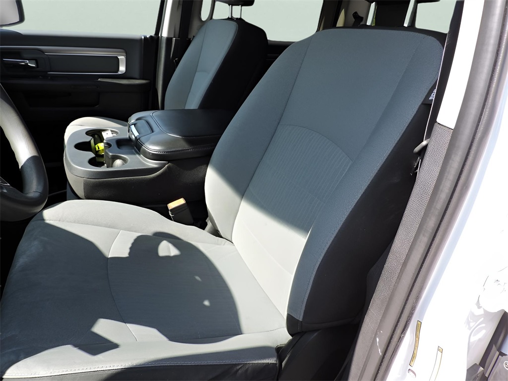 2022 Bright White Clearcoat Ram 1500 Classic SLT 4X4 Truck