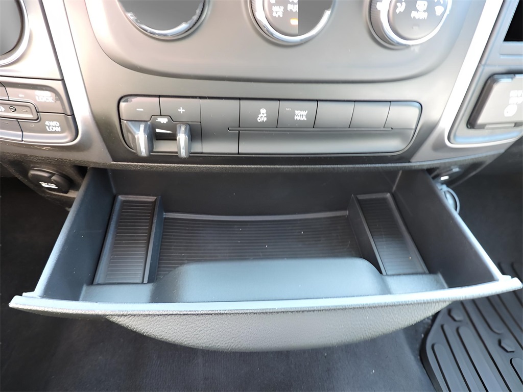 2022 Bright White Clearcoat Ram 1500 Classic SLT 4X4 Truck