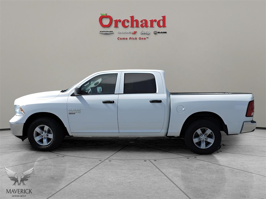 2022 Bright White Clearcoat Ram 1500 Classic SLT 4X4 Truck