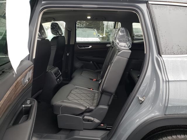 new 2026 Volkswagen Atlas car, priced at $57,703