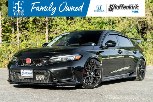 2023 Honda Civic Hatchback Type-R's photo