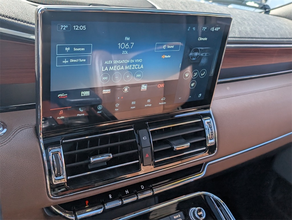 used 2022 Lincoln Navigator car, priced at $49,878