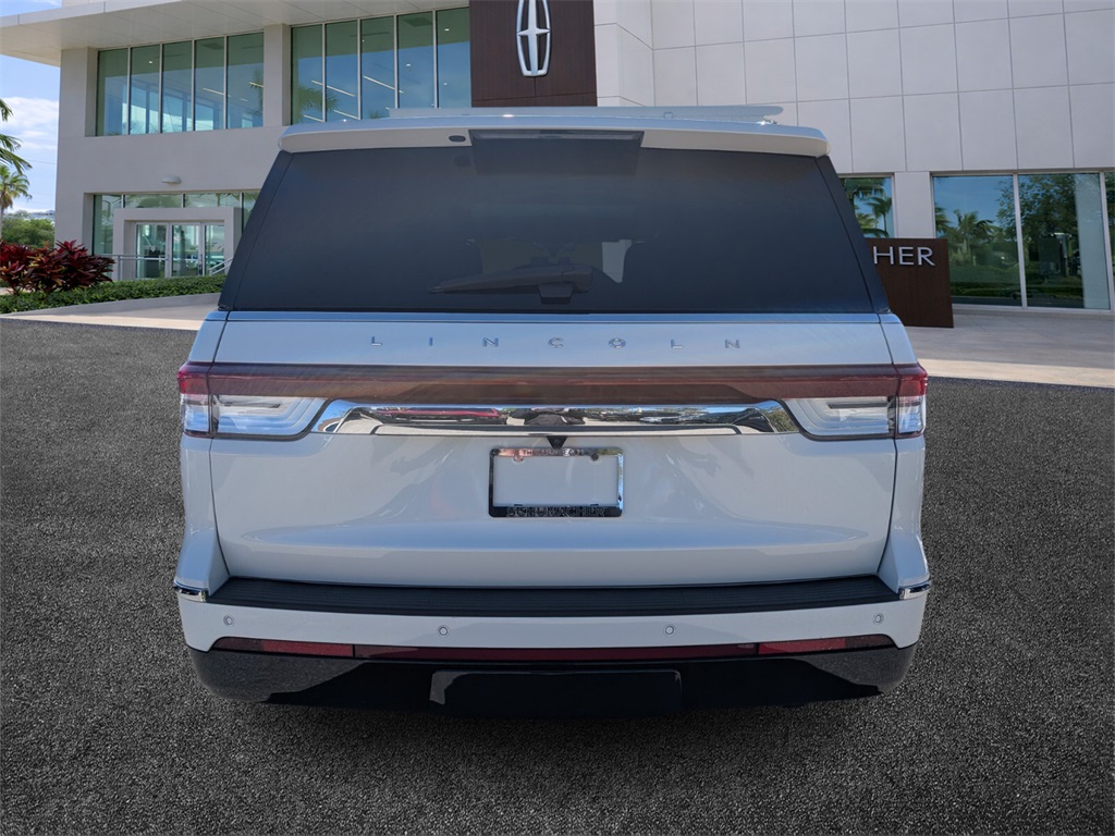 used 2022 Lincoln Navigator car, priced at $49,878