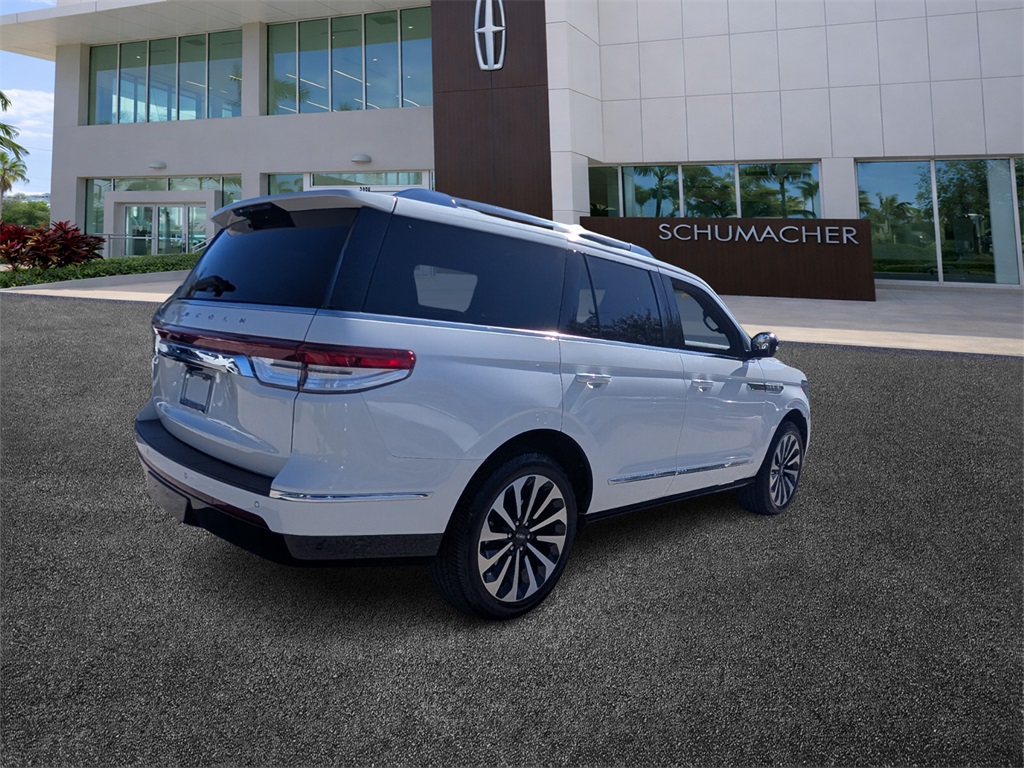 used 2022 Lincoln Navigator car, priced at $49,878