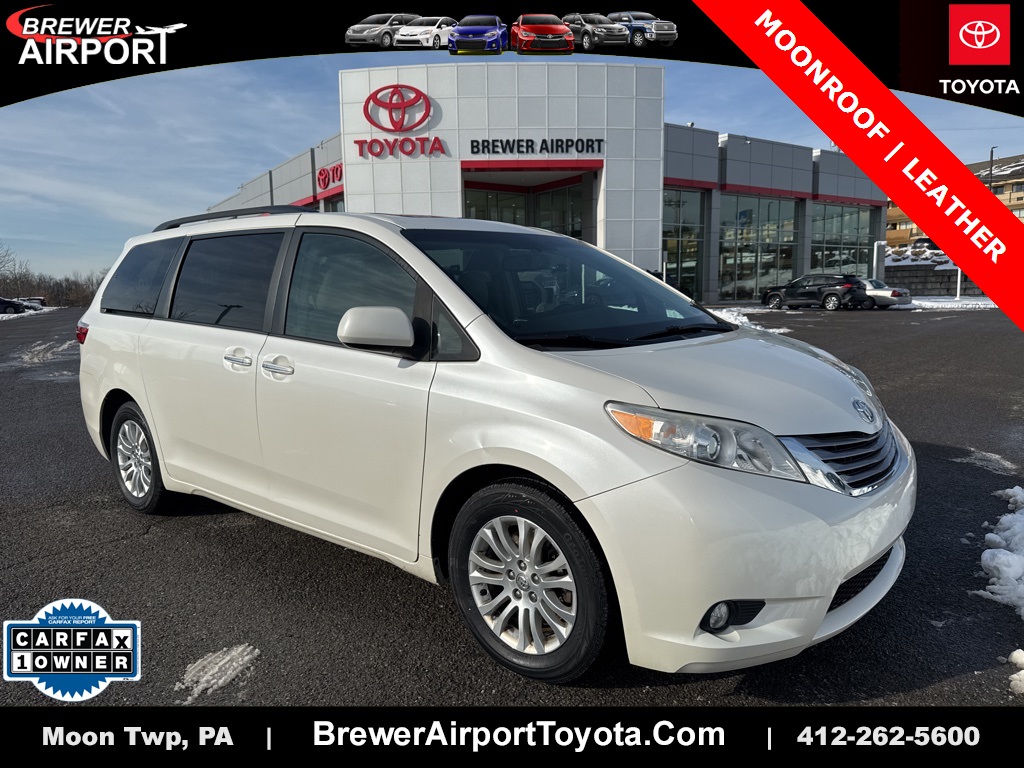 2016 Toyota Sienna XLE Premium's photo