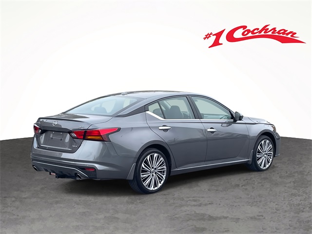 2024 Nissan Altima 2.5 SL photo 3