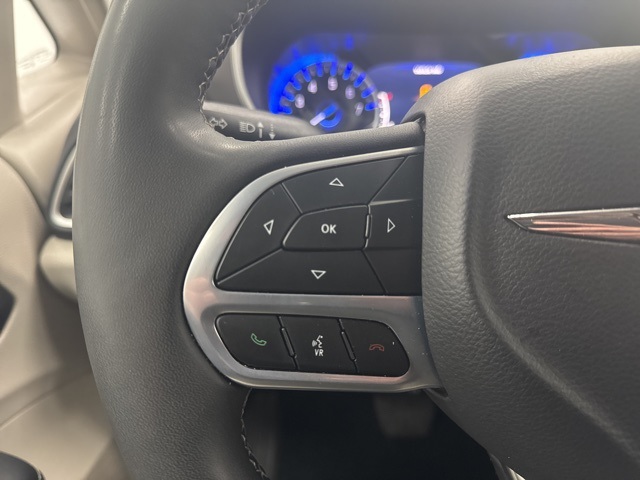 used 2023 Chrysler Pacifica car, priced at $24,999