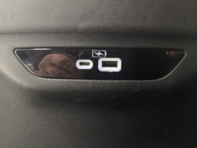 used 2023 Chrysler Pacifica car, priced at $24,999