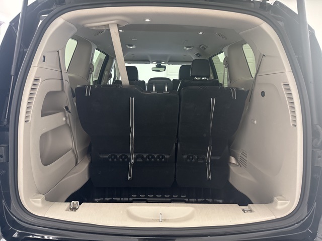 used 2023 Chrysler Pacifica car, priced at $24,999