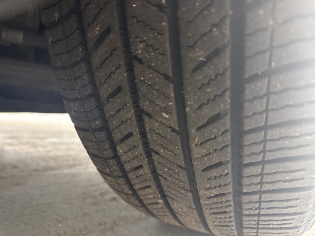 used 2023 Chrysler Pacifica car, priced at $24,999