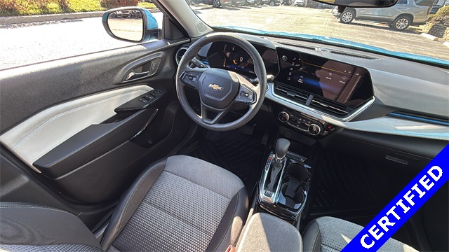 used 2025 Chevrolet Trax car, priced at $21,254