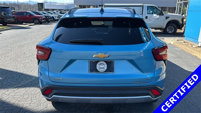 used 2025 Chevrolet Trax car, priced at $21,254