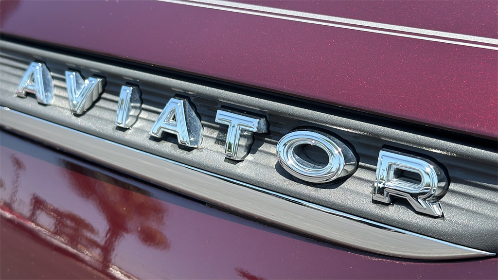 2020 Burgundy Velvet Metallic Tinted Clearcoat Lincoln Aviator Reserve AWD SUV