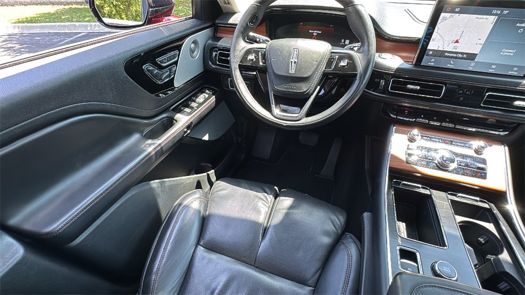 2020 Burgundy Velvet Metallic Tinted Clearcoat Lincoln Aviator Reserve AWD SUV
