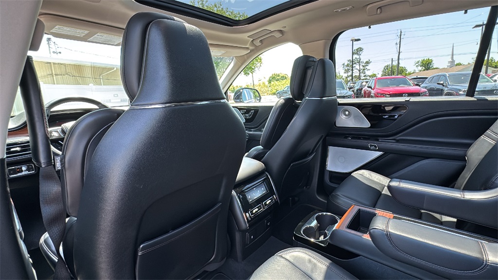 2020 Burgundy Velvet Metallic Tinted Clearcoat Lincoln Aviator Reserve AWD SUV