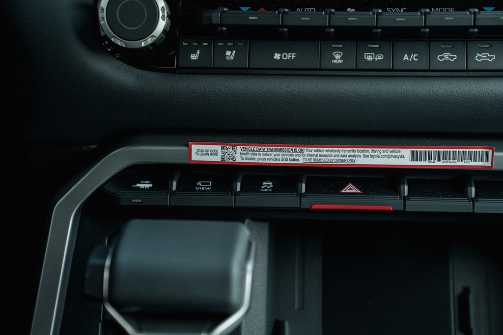2025 Toyota Tundra Platinum CrewMax photo 23
