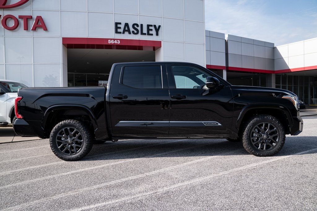 2025 Toyota Tundra Platinum CrewMax photo 8