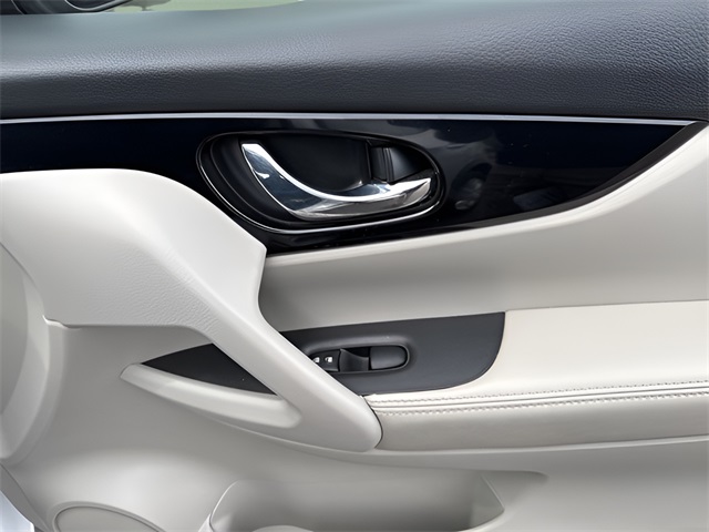 Used 2020 Nissan Rogue Sport SUV