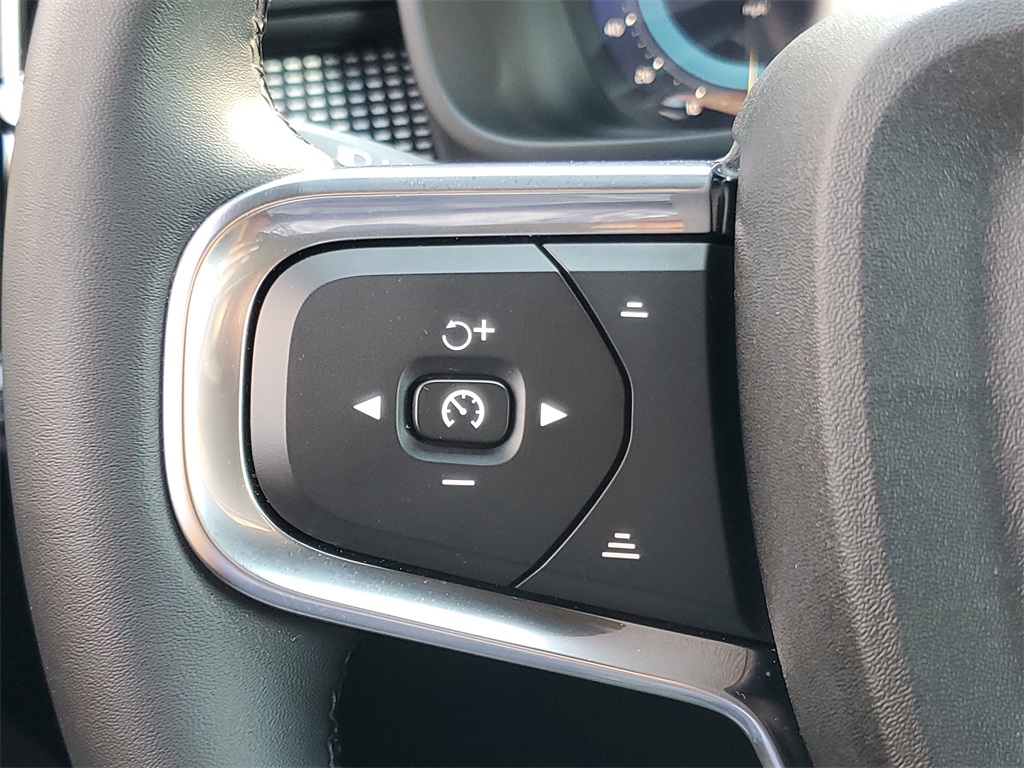 used 2025 Volvo XC40 car, priced at $30,995