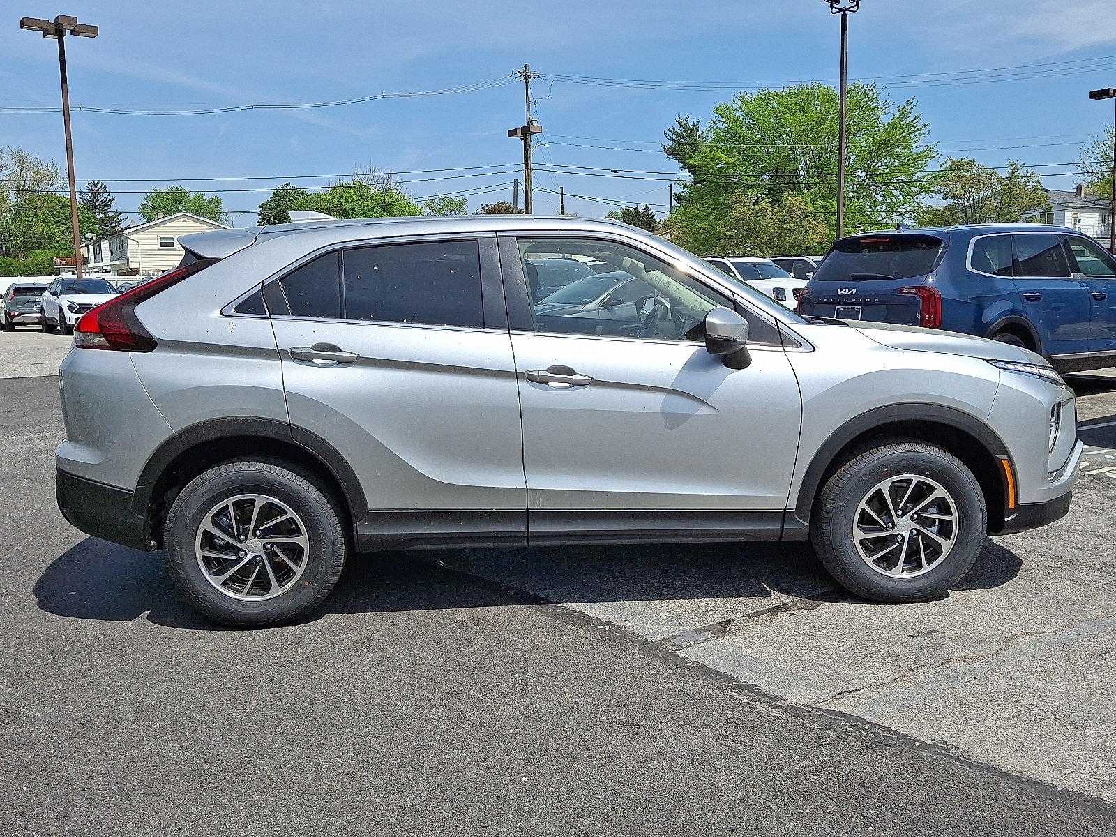 2025 Mitsubishi Eclipse Cross ES photo 6