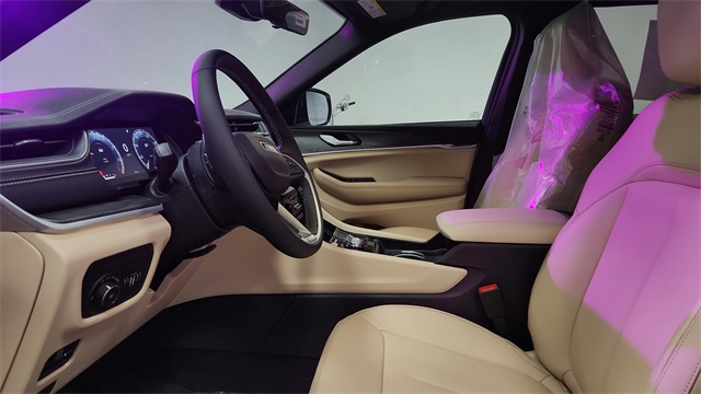 2025 Jeep Grand Cherokee L Limited RWD 2025 Jeep Grand Cherokee L Limited RWD