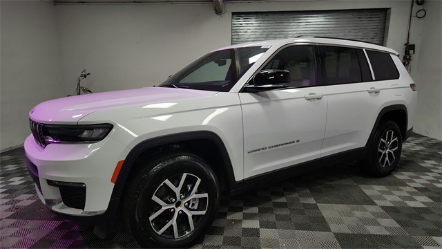 2025 Jeep Grand Cherokee L Limited RWD 2025 Jeep Grand Cherokee L Limited RWD