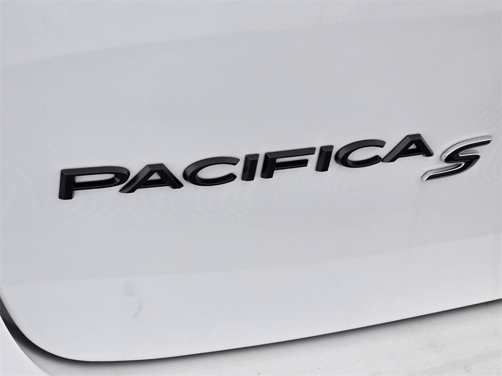 new 2026 Chrysler Pacifica car, priced at $45,405