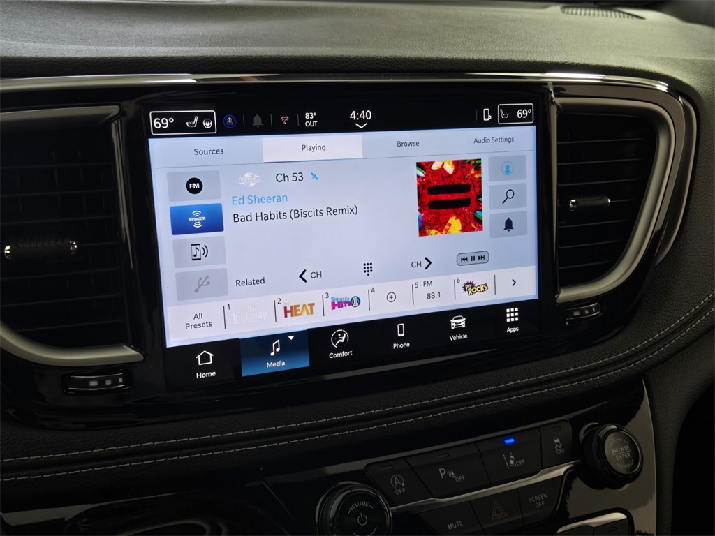 new 2026 Chrysler Pacifica car, priced at $45,405