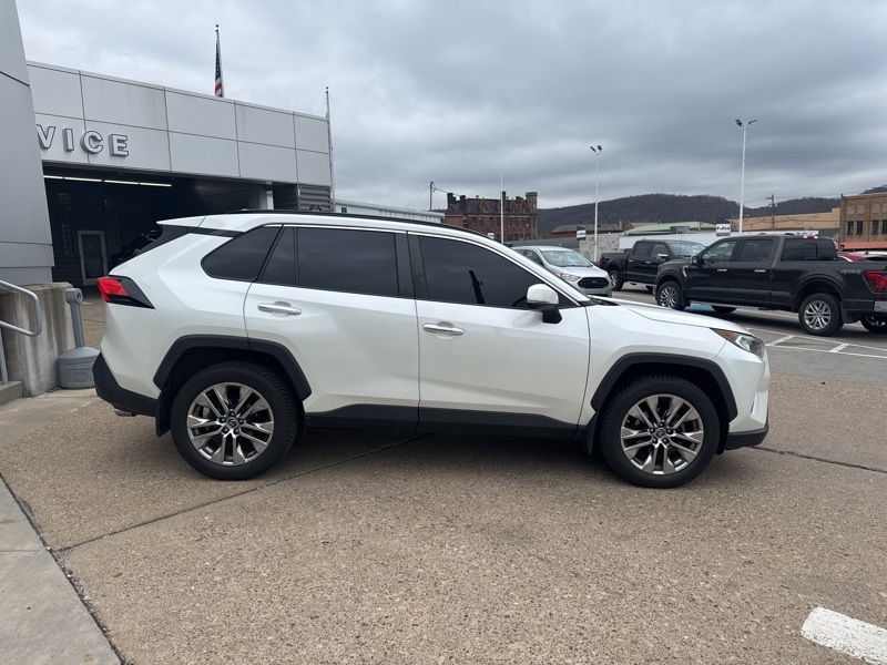 Used 2019 Toyota RAV4 SUV