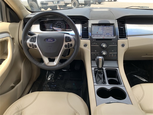 2018 White Platinum Ford Taurus SEL FWD Sedan