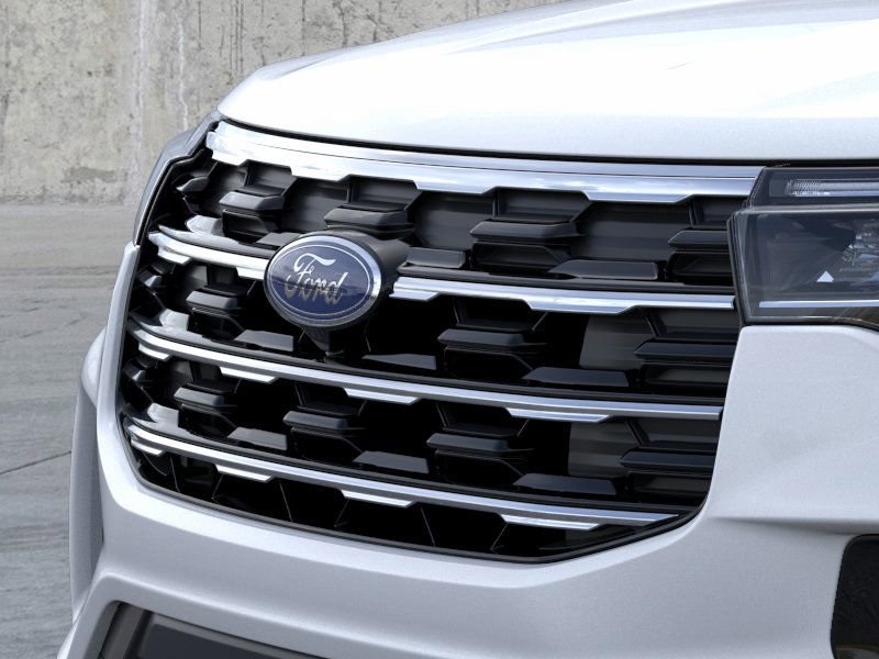 2025 Ford Explorer photo 11
