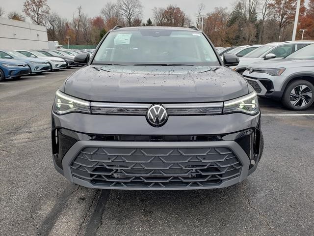 new 2026 Volkswagen Taos car, priced at $35,286