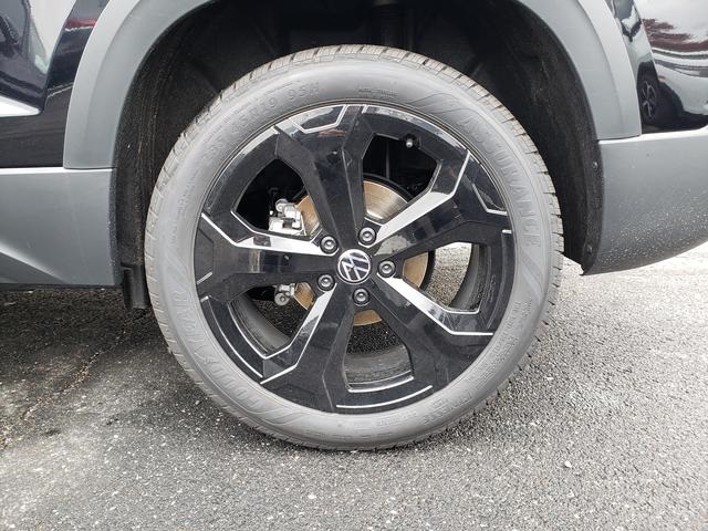 new 2026 Volkswagen Taos car, priced at $35,286