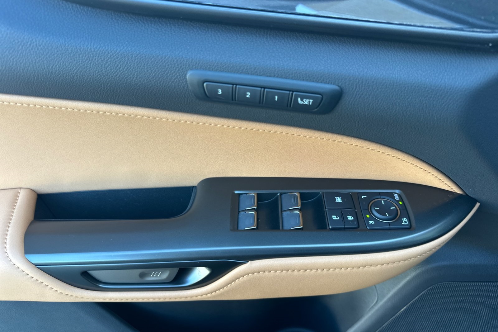 2026 Lexus NX 350 Premium AWD photo 7