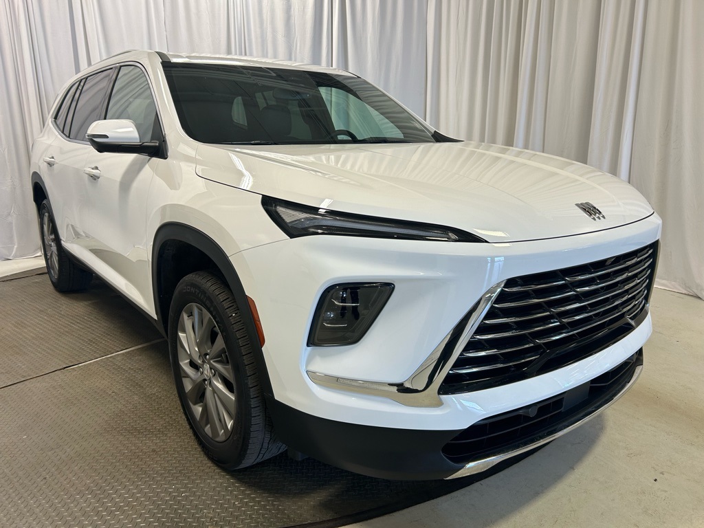 used 2025 Buick Enclave car, priced at $35,105