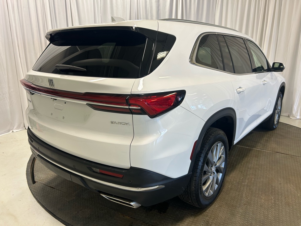 used 2025 Buick Enclave car, priced at $35,105
