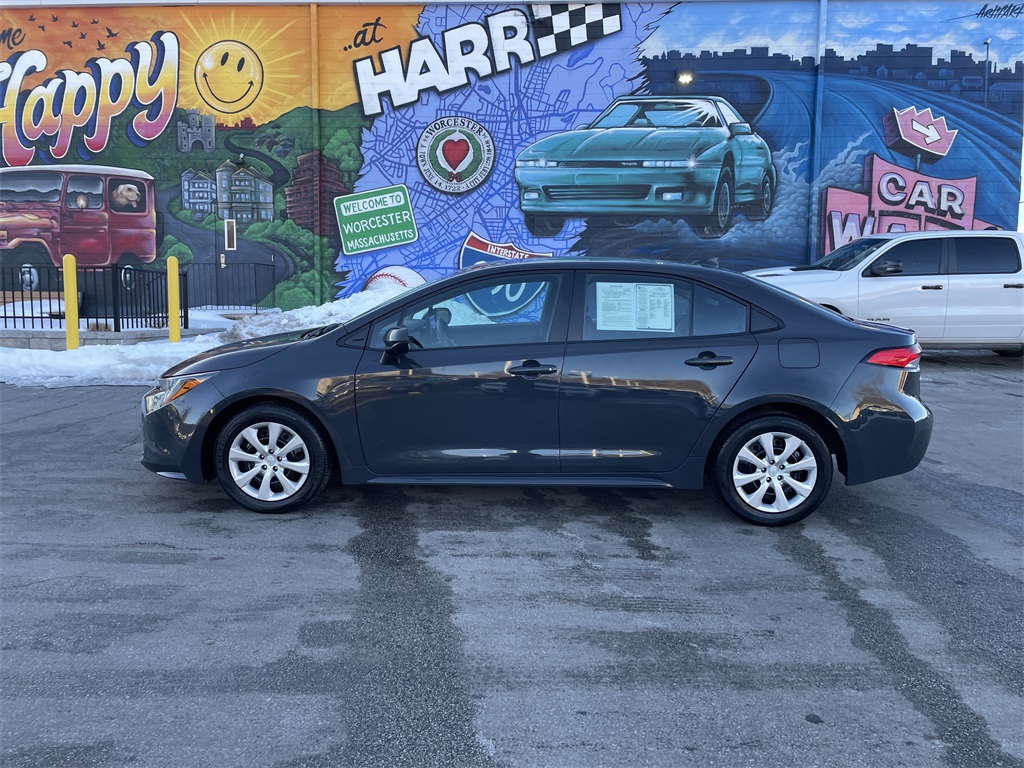 Used 2024 Toyota Corolla LE with VIN 5YFB4MDE0RP157556 for sale in Kansas City