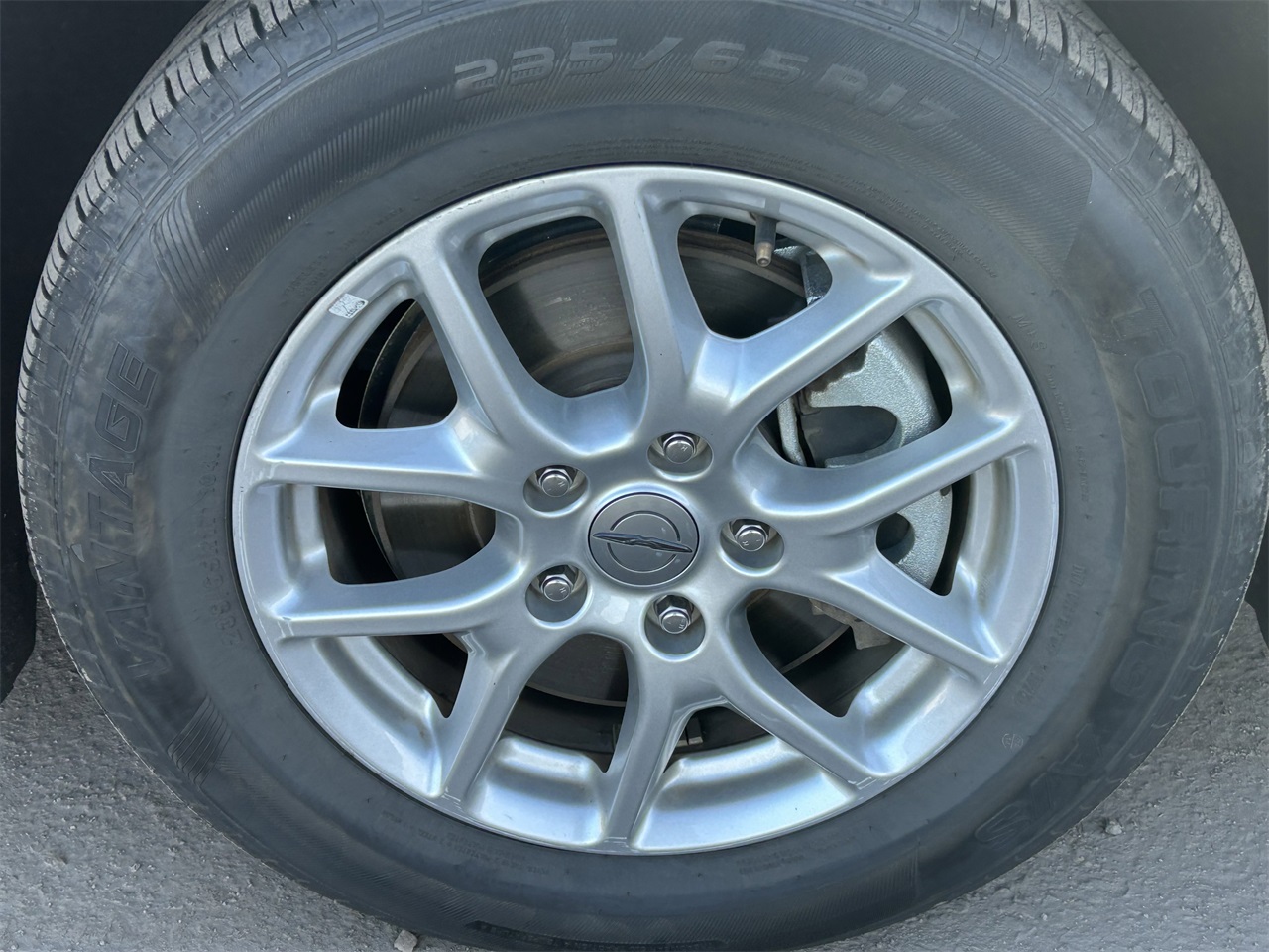 used 2023 Chrysler Pacifica car, priced at $21,238