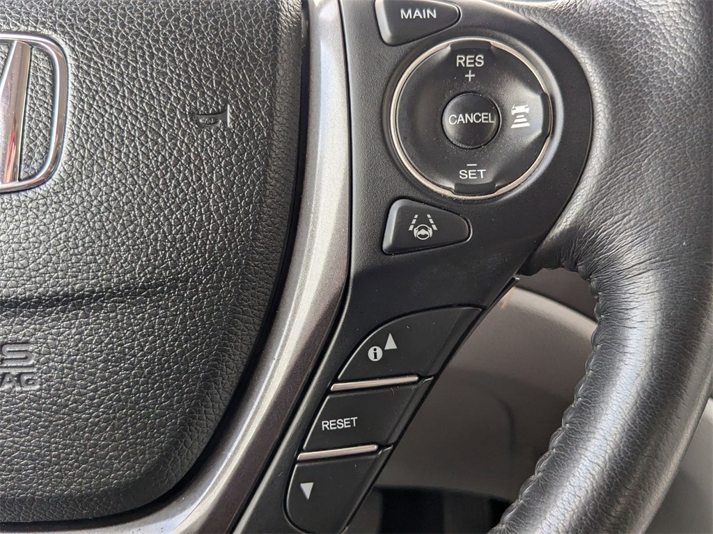 2022 Honda Ridgeline RTL-E photo 17